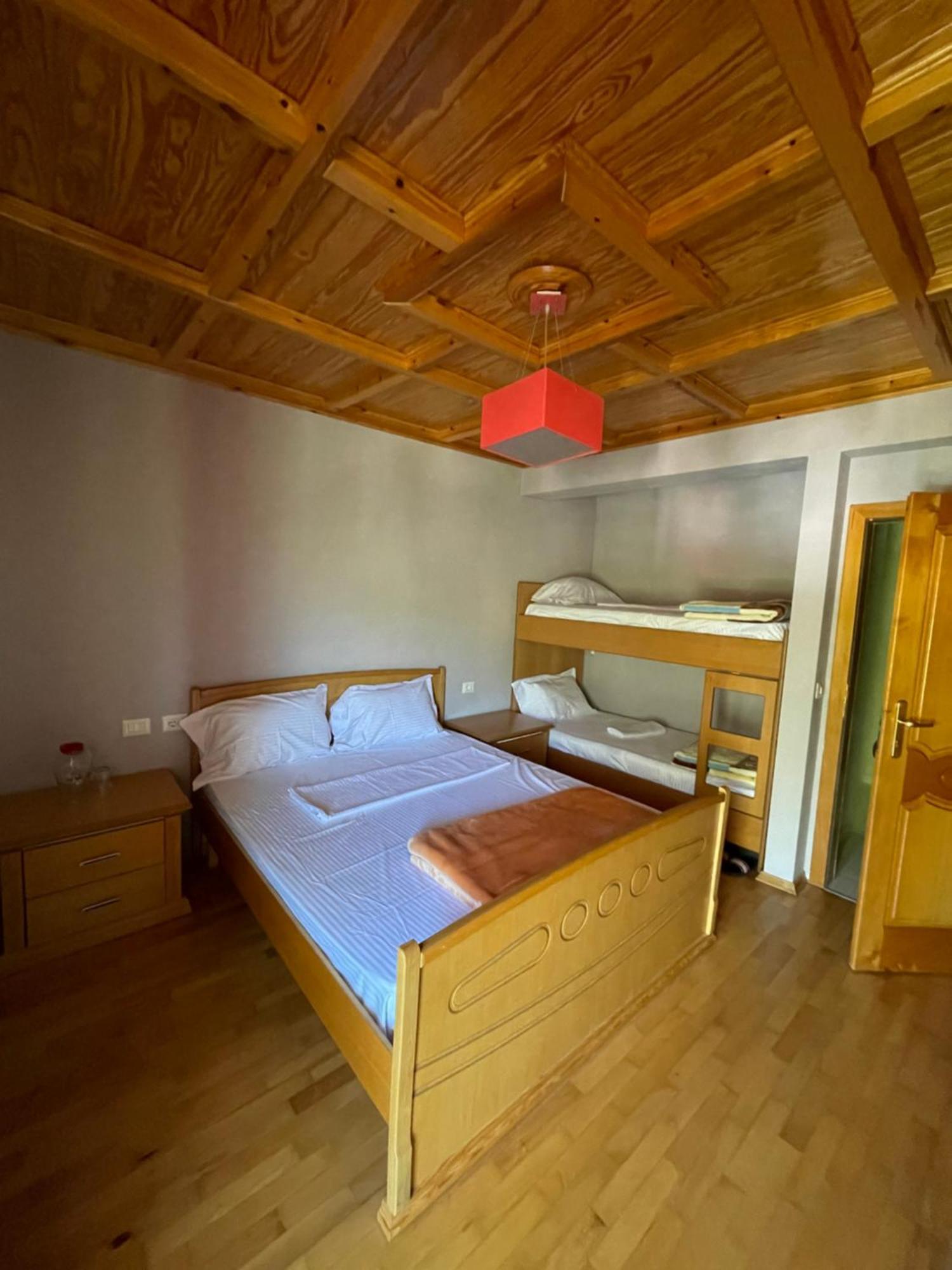 Lura Hotel Fushe-Lure Luaran gambar