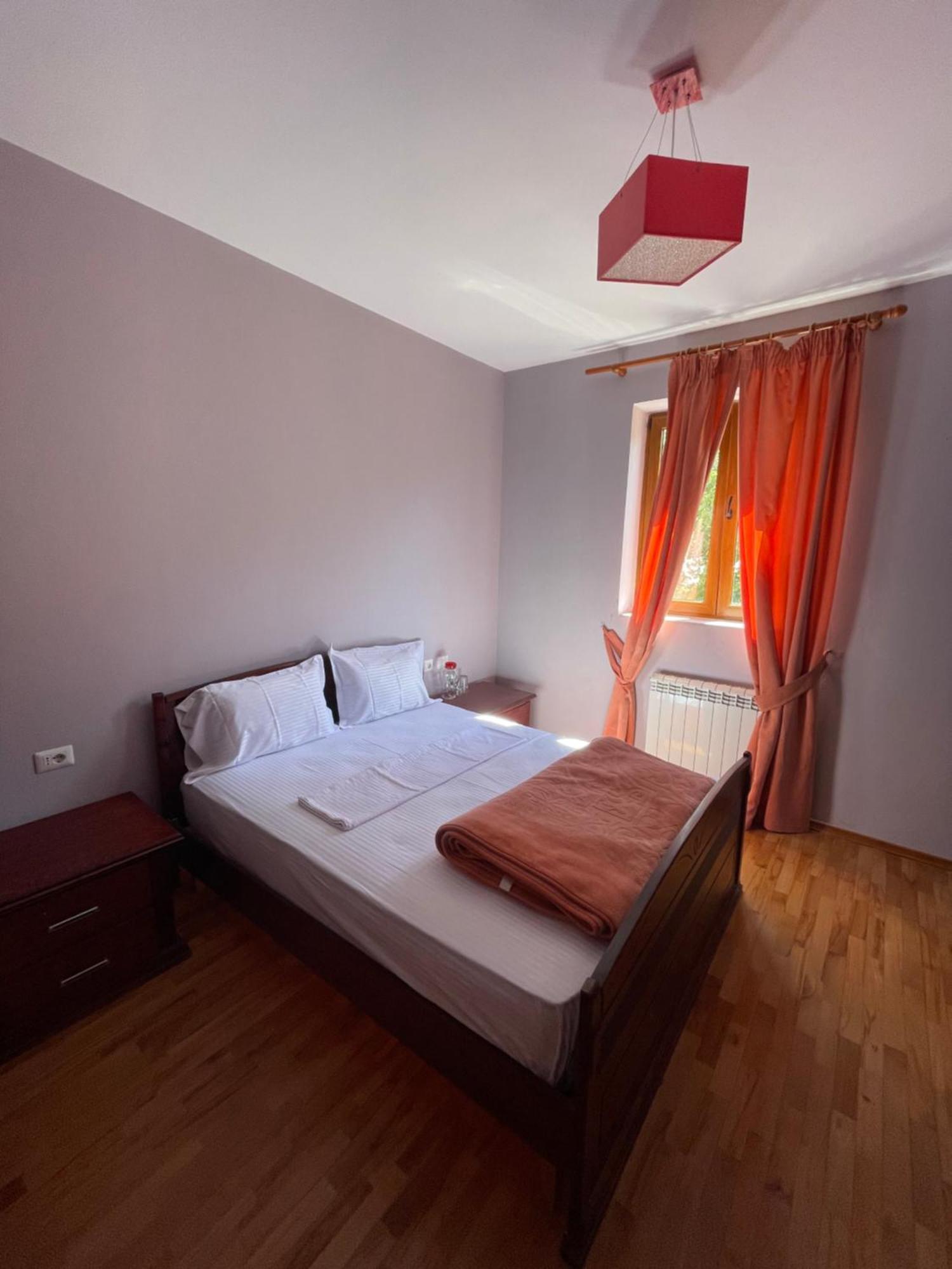 Lura Hotel Fushe-Lure Luaran gambar