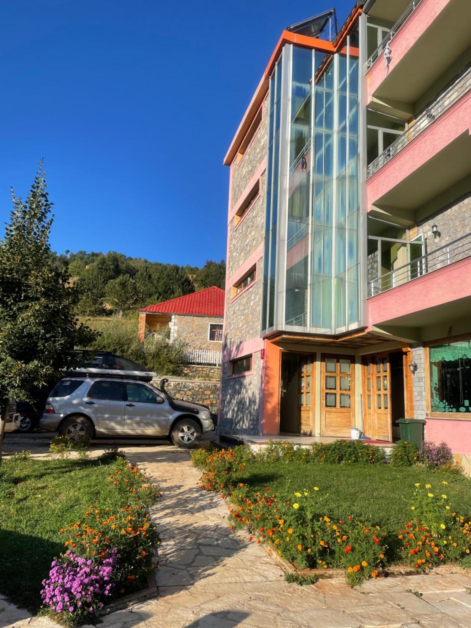 Lura Hotel Fushe-Lure Luaran gambar