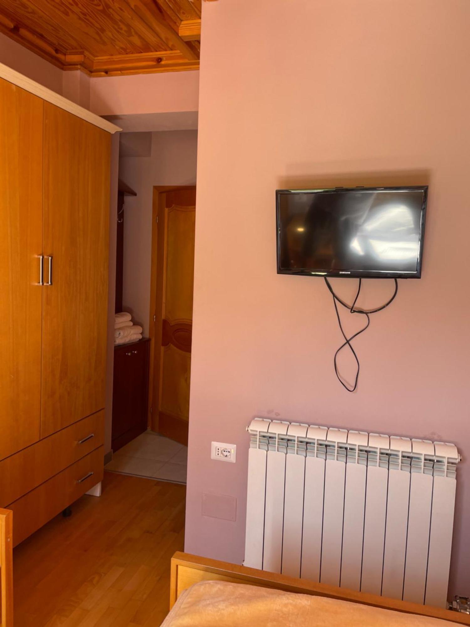 Lura Hotel Fushe-Lure Luaran gambar